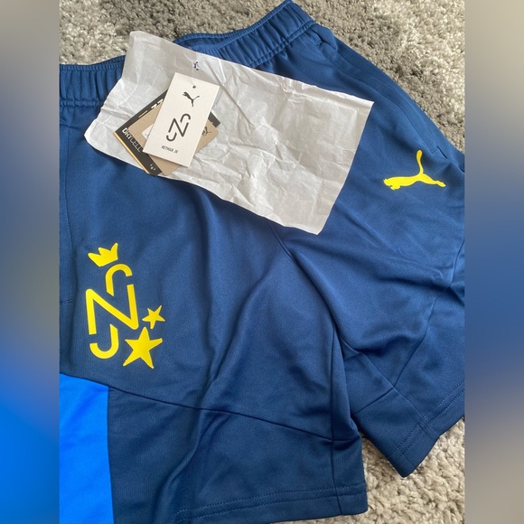 (SOLD) Puma Neymar Jr Shorts Size Small - Picture 2 of 4